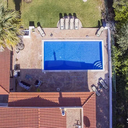 Βίλα Small House Almancil